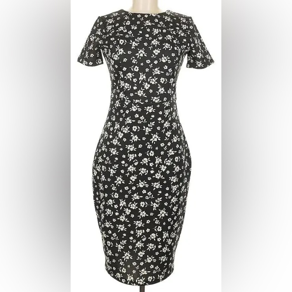 Alexia Admor Black and White Floral Midi Dress•Size XL
